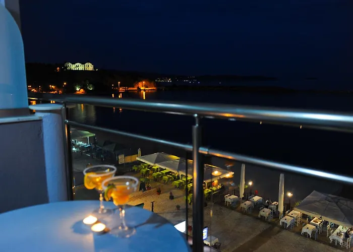 阿斯特里亚斯酒店 * 利迈纳里亚