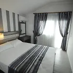 فندق Asterias