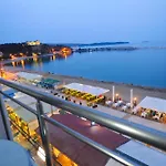 Asterias يميناريا