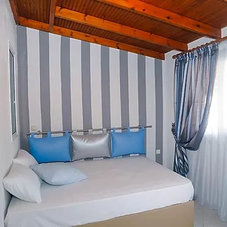 Hotel Asterias *